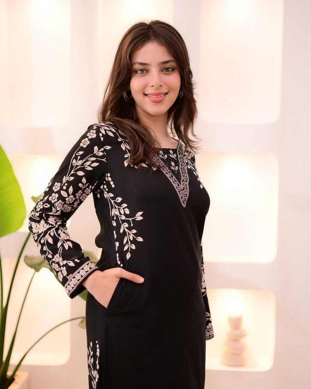Royal Blue Embroidered Kurti Set – Shree Ji & Sons Elegant Festive Collection”