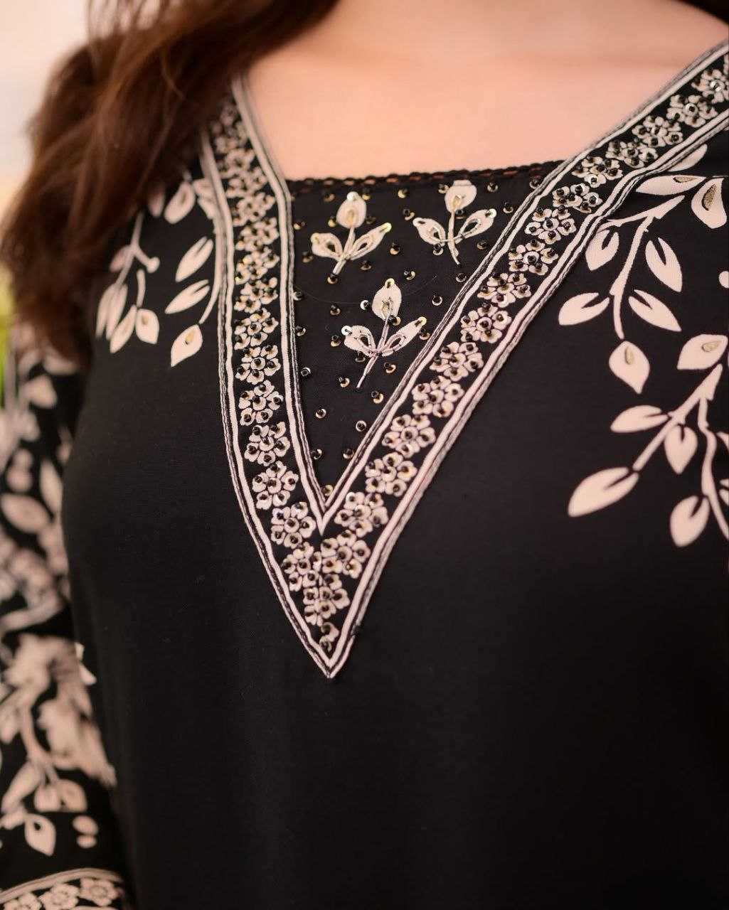 Royal Blue Embroidered Kurti Set – Shree Ji & Sons Elegant Festive Collection”