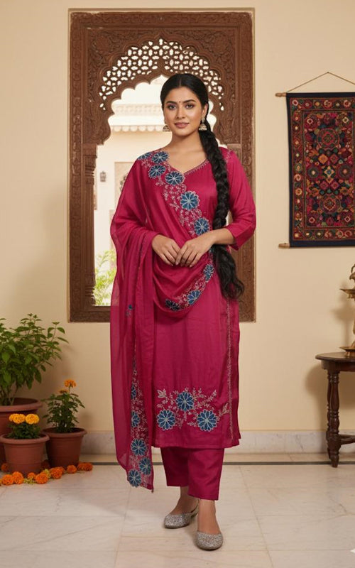 Anokhi Women Roman Silk  Kurta Pant Set